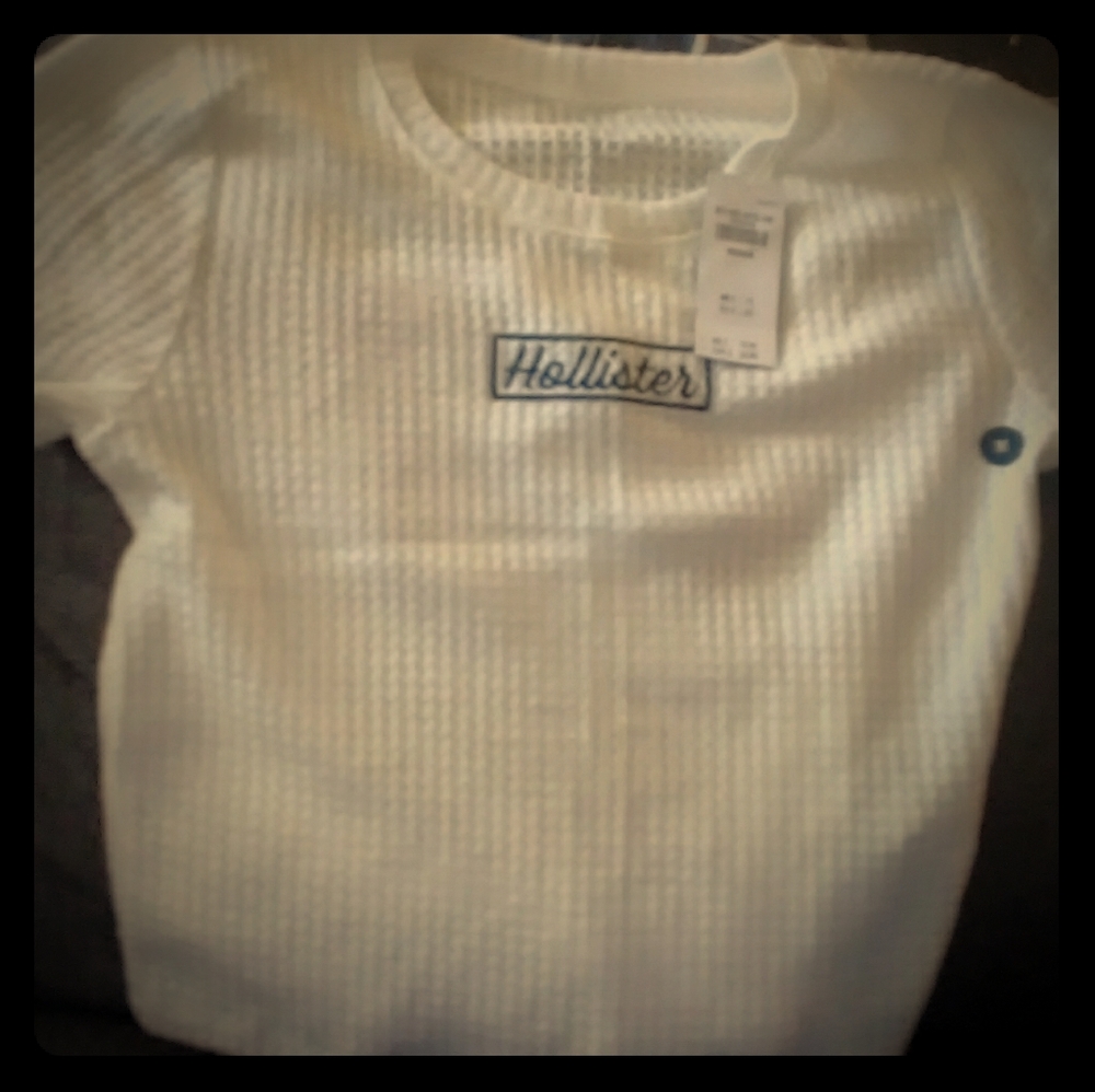 Brand New Hollister crop tee
